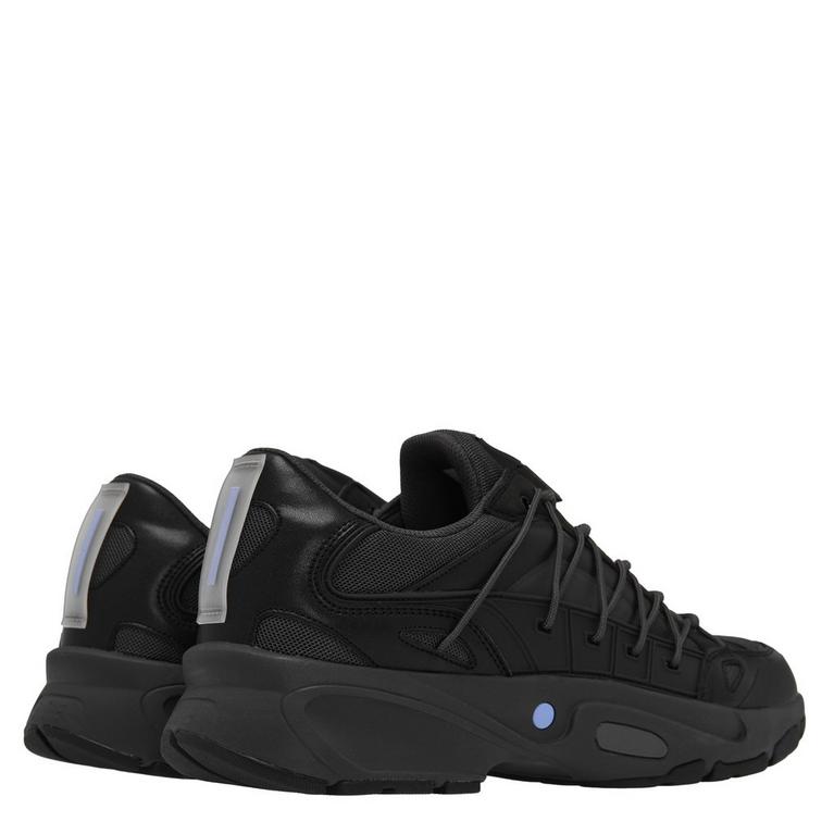 Artana Sneakers