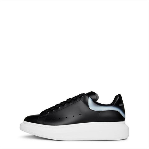 Oversized Sneaker
