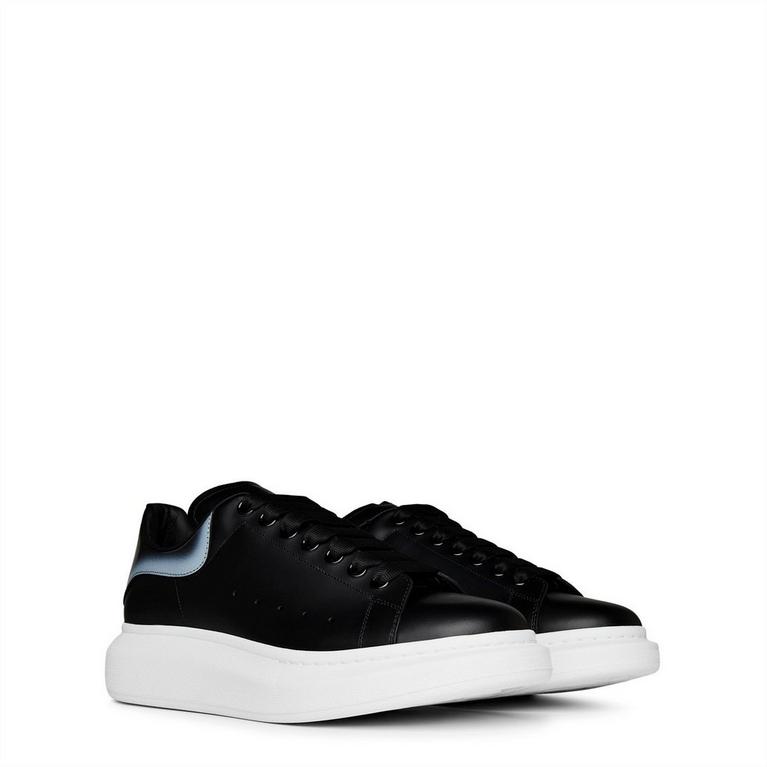 Oversized Sneaker