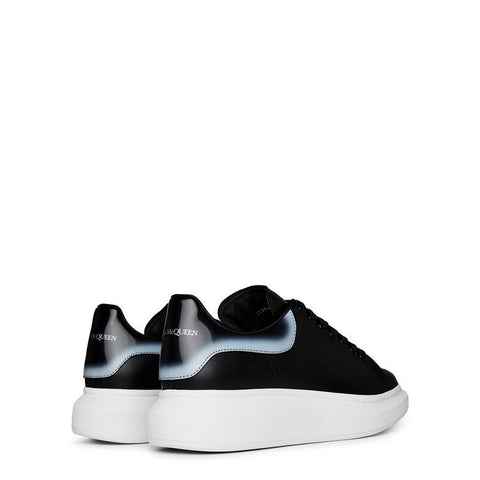 Oversized Sneaker