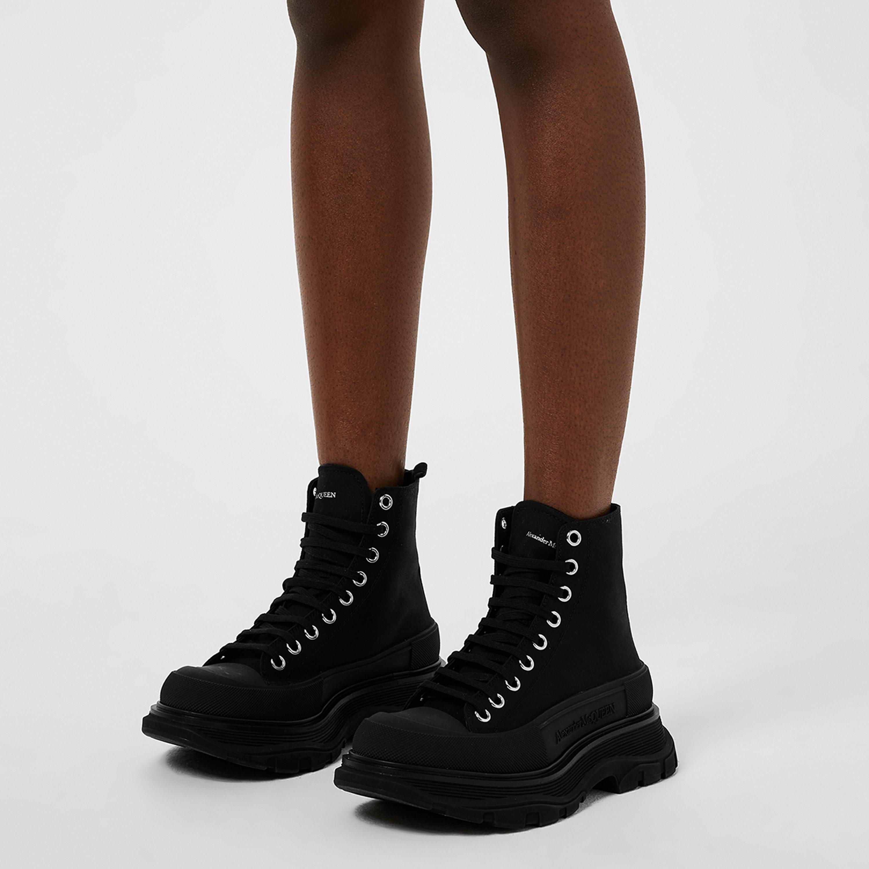 Tread Slick Boots