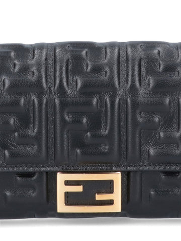 'Continental' Wallet with Chain