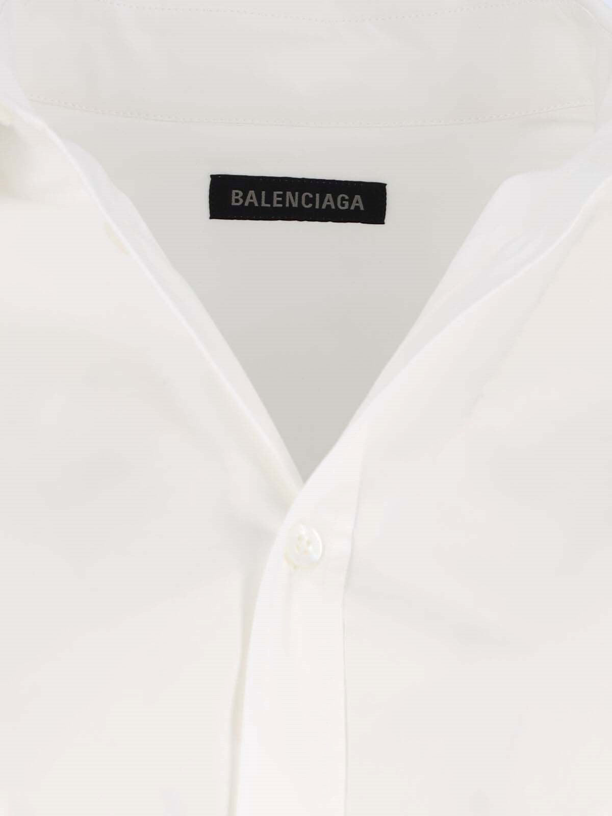 Semi-tight shirt