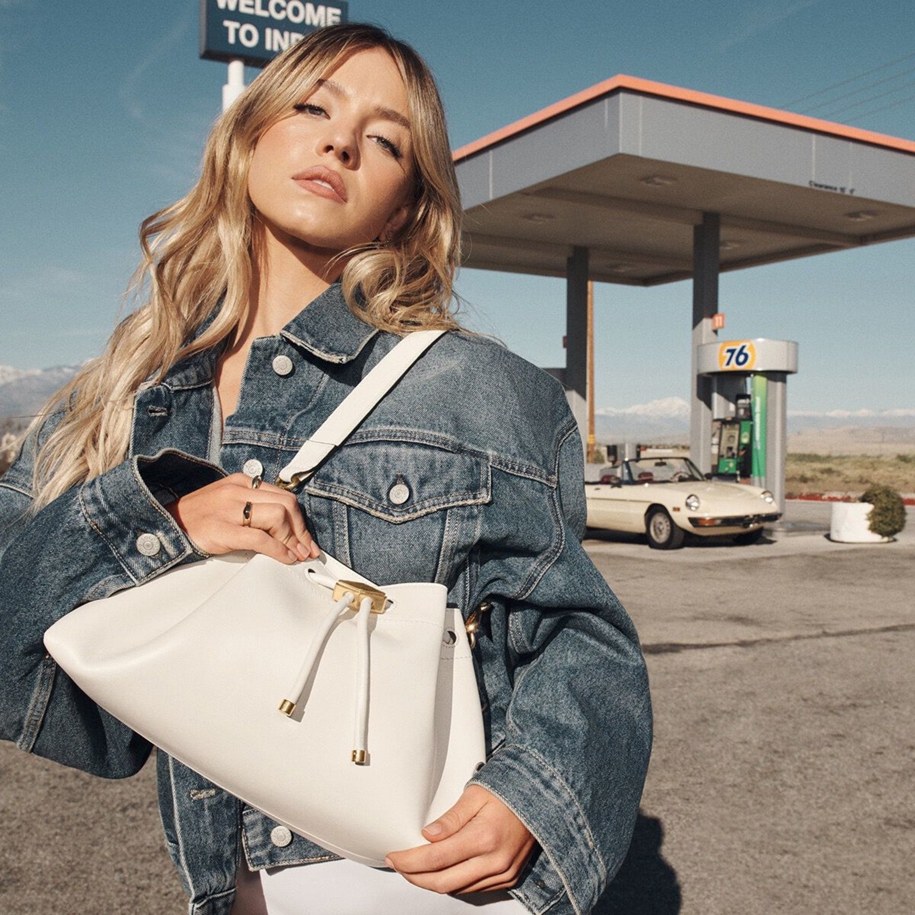 Cinch M Latte Leather Bag