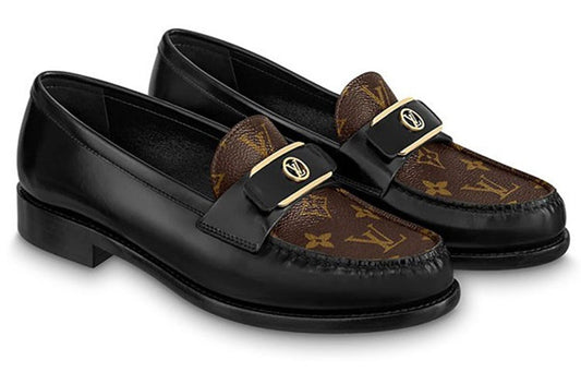 (WMNS) LOUIS VUITTON LV Loafers 'Black with Monogram and Gold Deco' 1AACXG